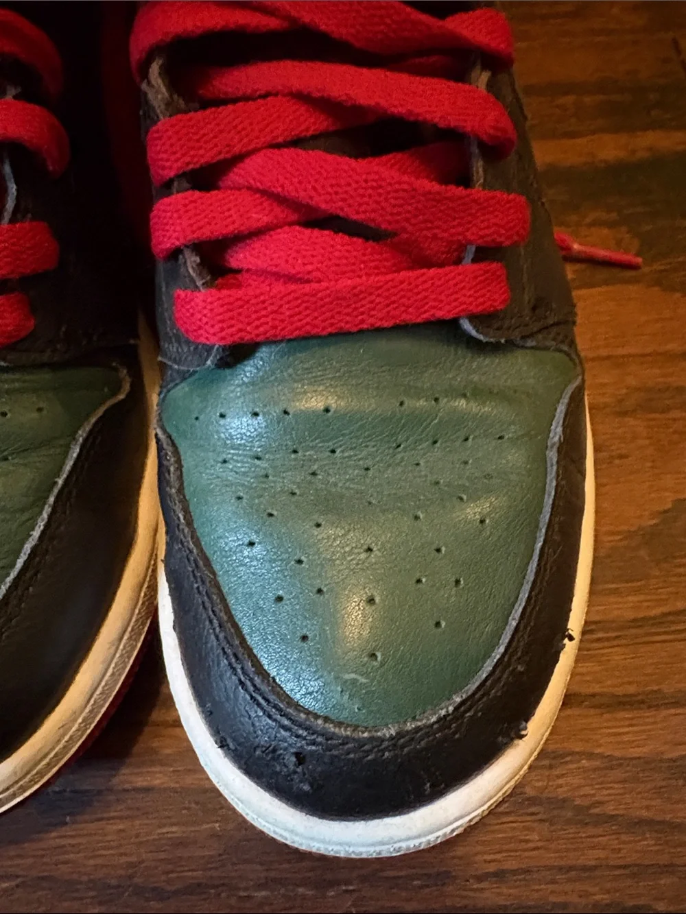 Jordan Boys High-Top Sneakers in Green, Black & Red